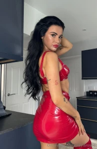Come chat to me on layala123