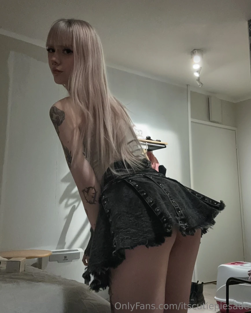 Do you want to fuck me or watch a bbc fuck me 