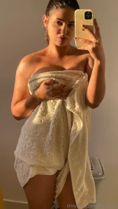 Shower tiiime if you want to see me get all cleaned up just ask me in