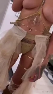 Let sunny bring some light to your day check out her page for free part 1