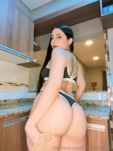 Don t worry i m just here for the view