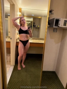 Need to be serviced by a good slut dm me