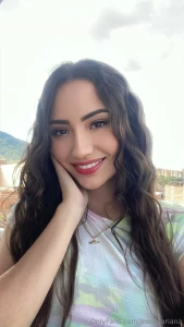 Selfie star luxury queen