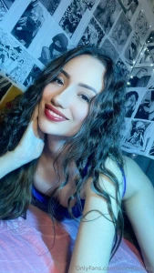 Born to shine built to hustle