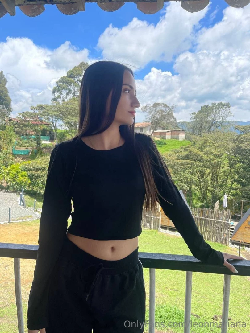 Be a flamingo in a flock of pigeons part 1 