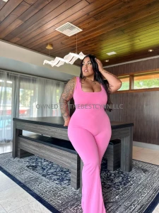 Smile says angel thighs say you re not surviving this