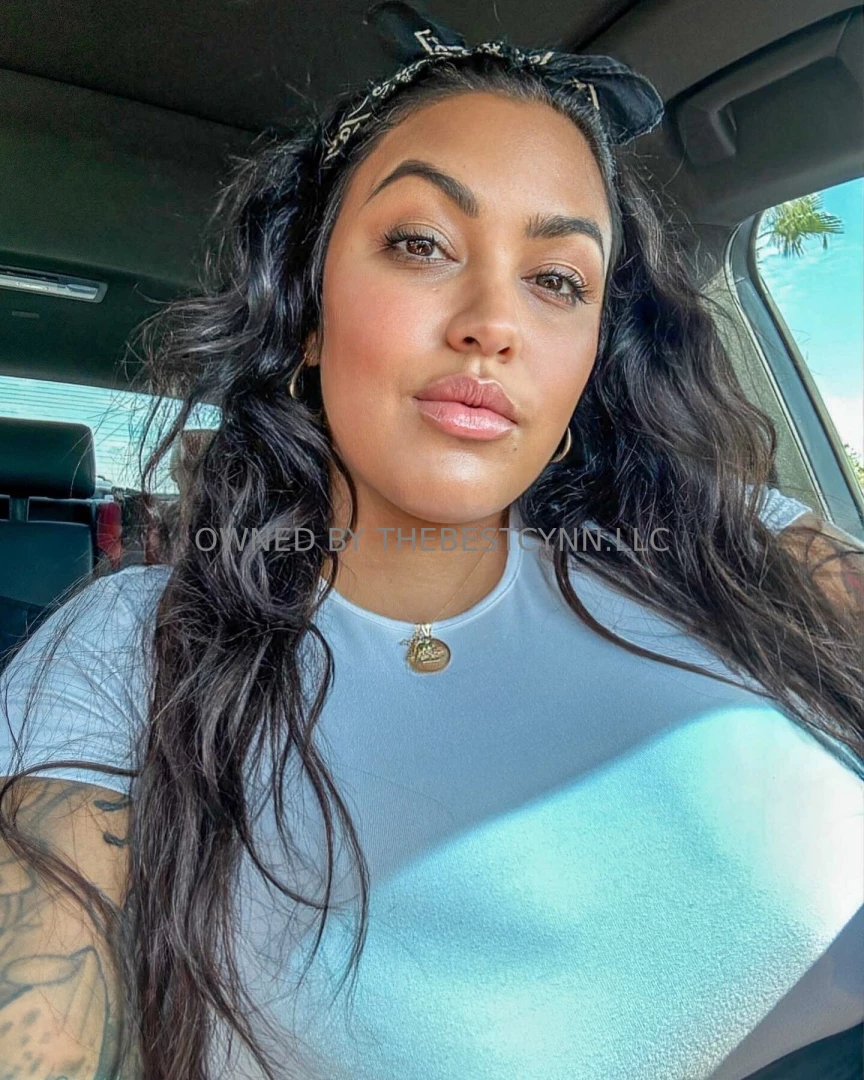 I m not here to fit into your box i m here to break every mold dare to 