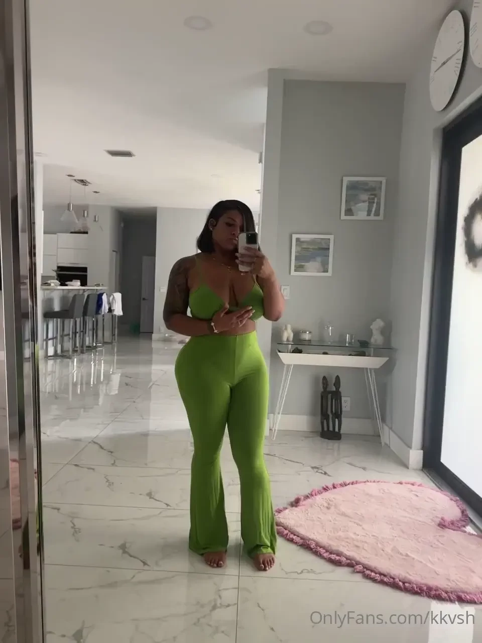 Kkvshfeet 
