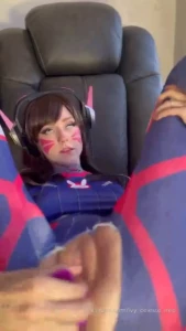 Flash sale dva fucking herself so good that he just had to get
