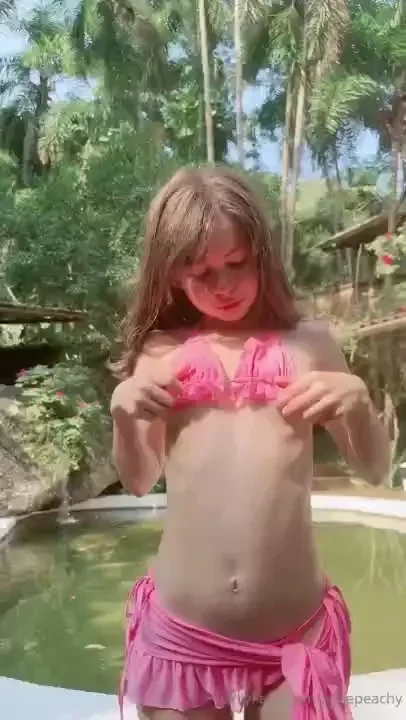 I feel like i wanna take it off wanna see 