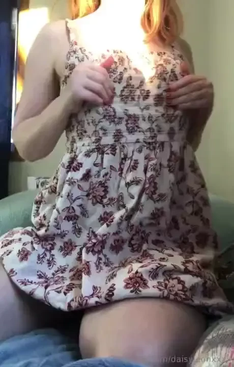 Playing with my armpits as the sun sets 