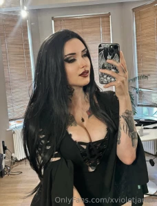 Should i dye my hair to brunette