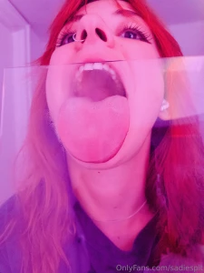 Glass-licking i m not gonna lie glass-licking turns me on sooooooooo part 2