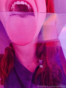 Glass-licking i m not gonna lie glass-licking turns me on sooooooooo part 1