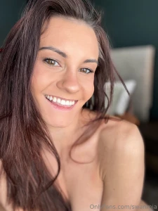 You like when i m begging like this don t you