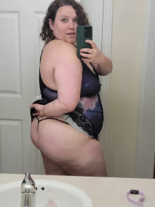 Oh hai there i got some new pretty things here s one of them