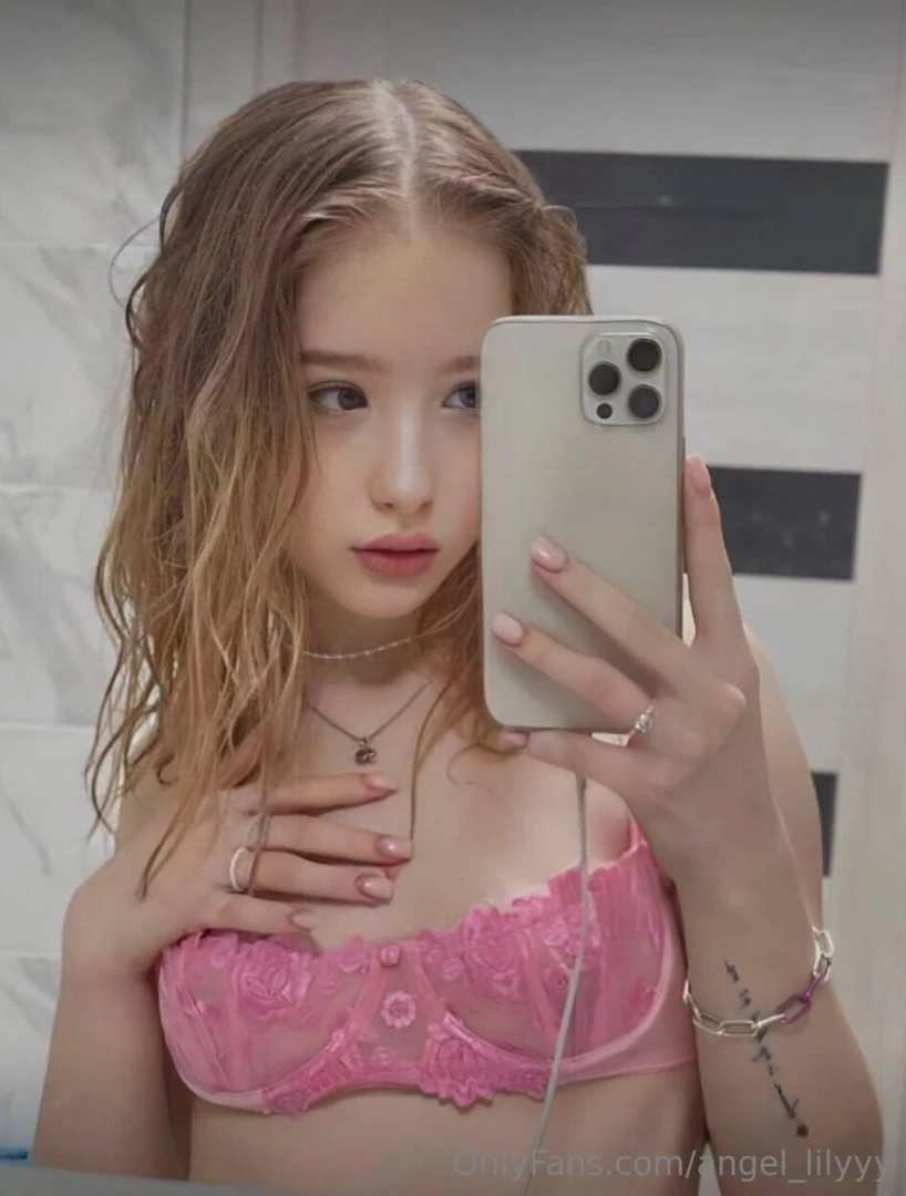 Stop scrolling she polinaaaa is free today for you she polinaaaa needs part 305 
