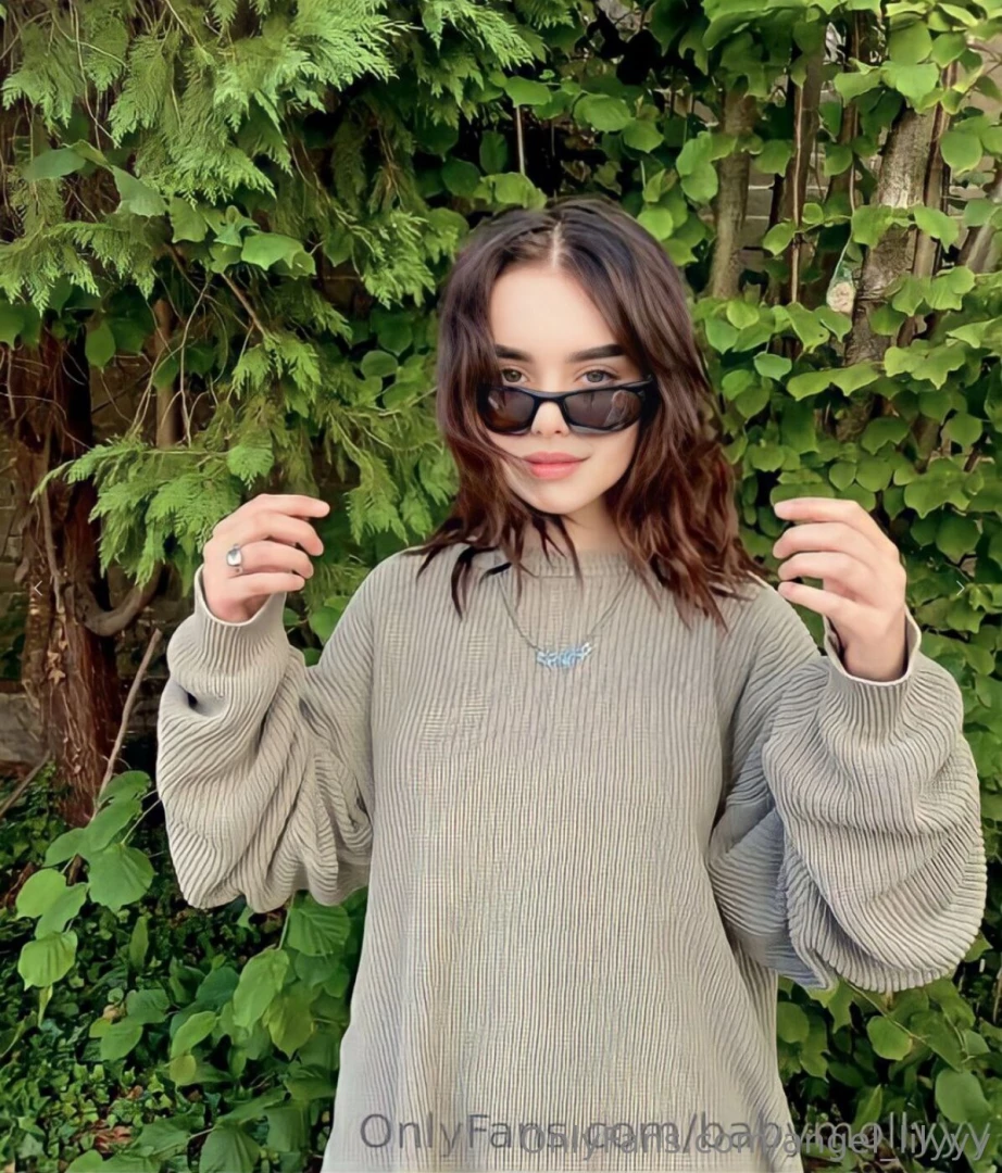 Flexible babe babymollyyy cum bodi and wet pussy babymollyyy part 255 