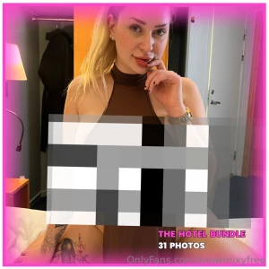 Wanna spend a naughty night with me in a hotel room check dms right