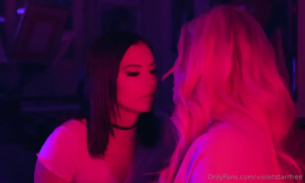 176 slut from down under savannah bond has the most fun body to devour 