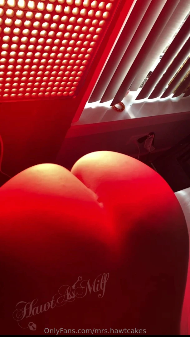 My ass is hawter than july right now maybe i should have someone hose 