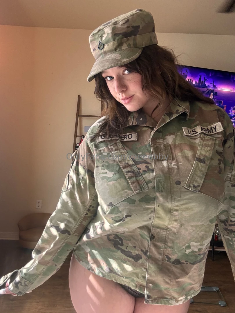 Wanna see what s under this 