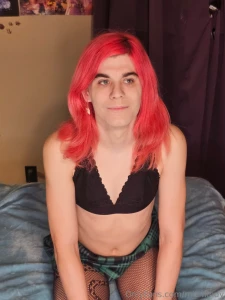 Someone finally told my dumbass how to charge for this so drop 20 here part 4