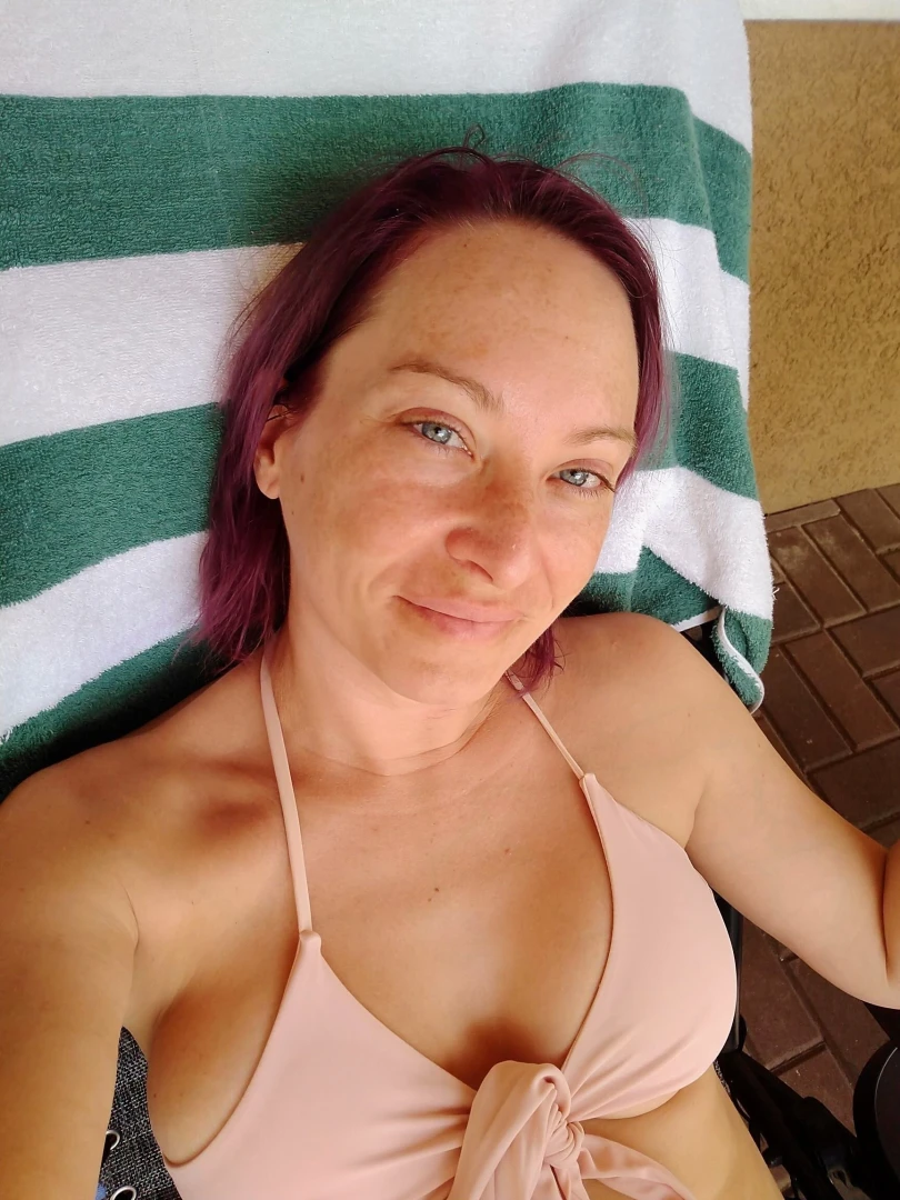 Sunkissed want to see more of me only_stella 