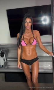 Hi little cucky where were you going with that tiny dick i want you to