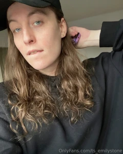 Pretty woman with a pretty dick moment part 2