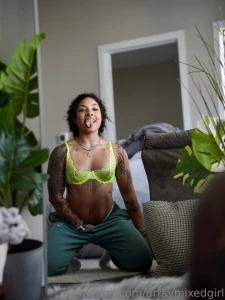 I unlocked a new fav color combo part 1