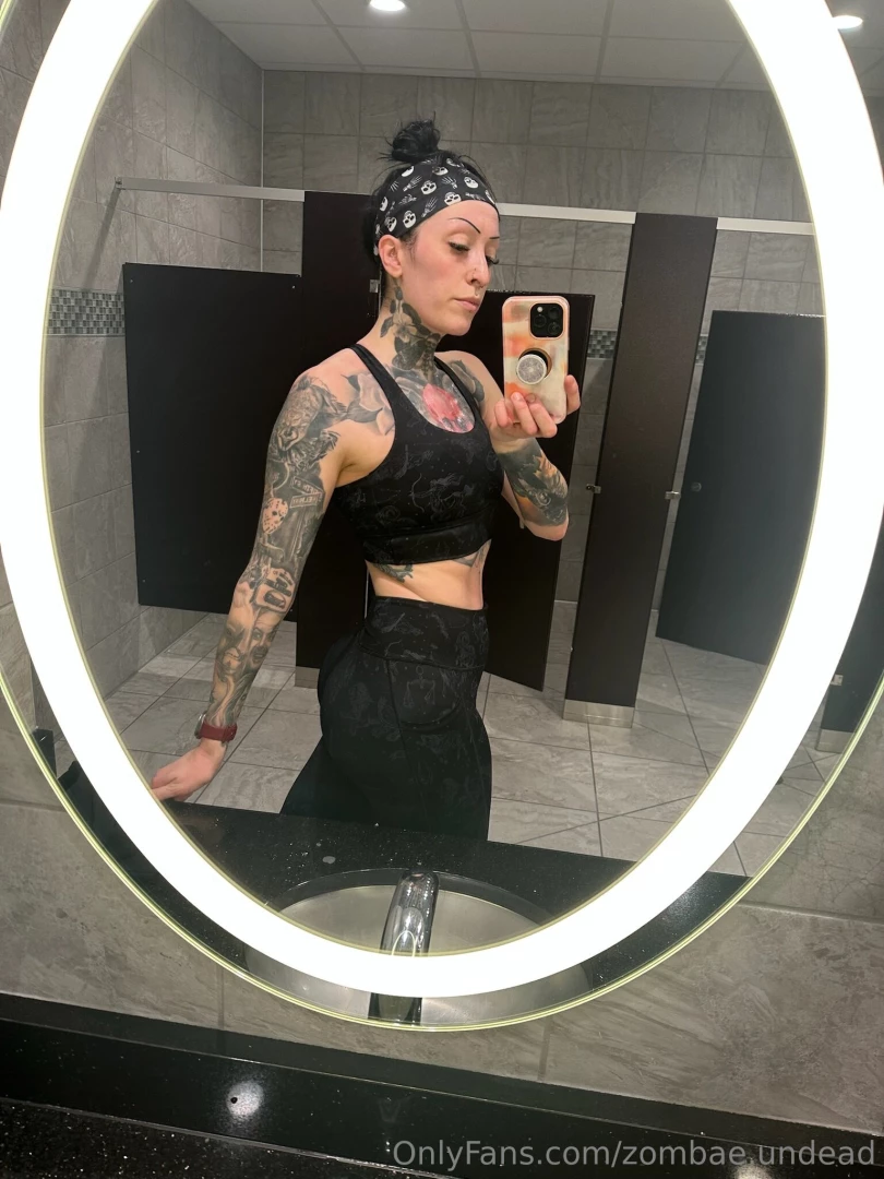 Back on my hot girl shit 