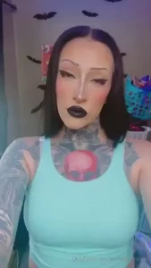 Makeup on point today