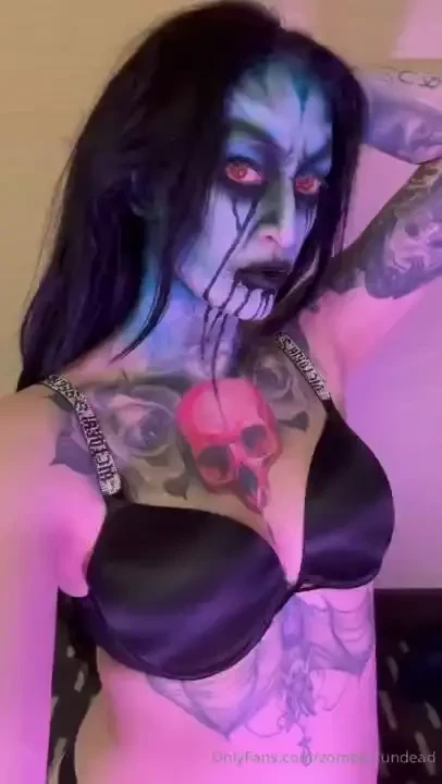 Be honest does it look like i got cum in my eyes again 