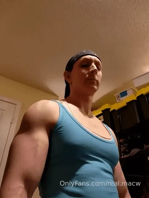 Can t forget flex friday got a decent pump tonight 