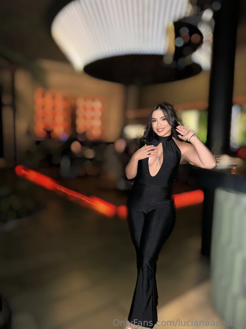 I m the pause in your scroll 