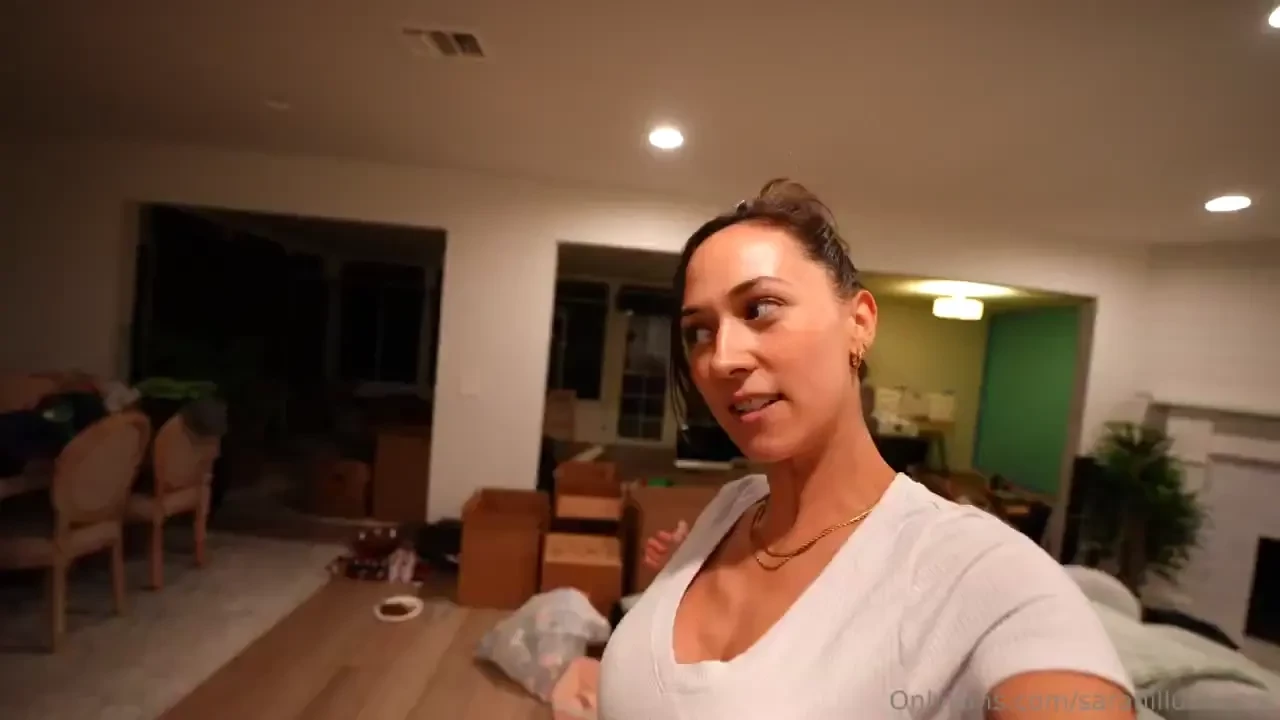 I fucked the moving guy - ummm i can t believe that just happened one part 1 