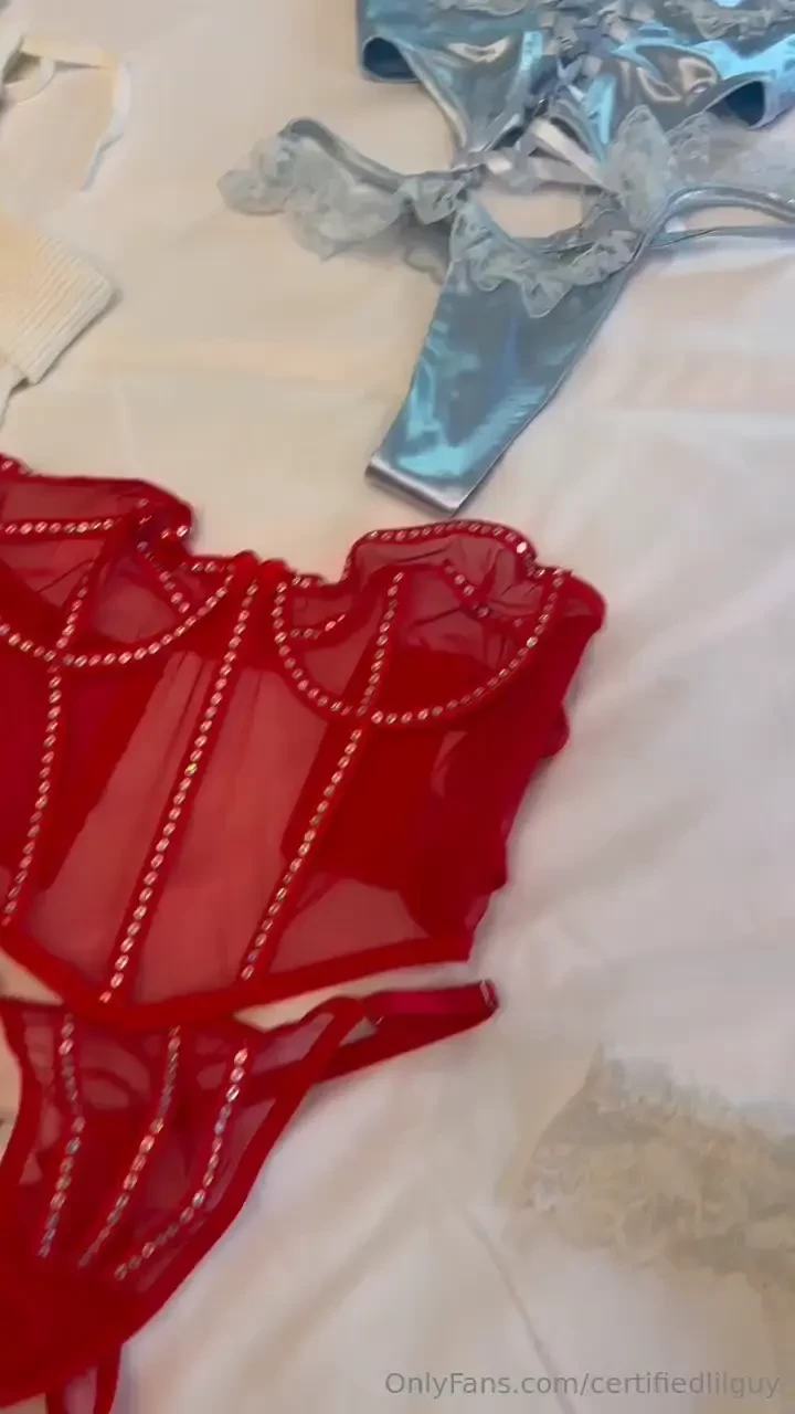 A sneak peek at some of my fits for todays shoot 