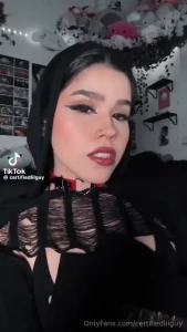 Check your dm i know your dying for a taste