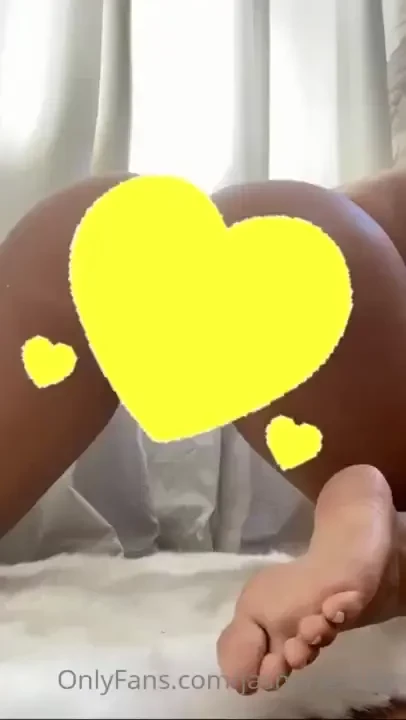 Open my booty worship video i sent last night i spoiled everyone this 