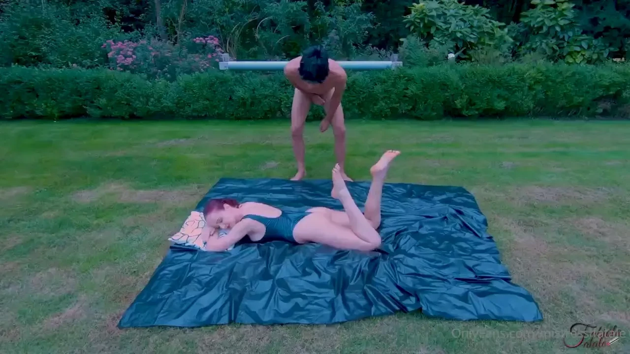 Video in inbox i am suntanning while a pervert comes to stare at me i 