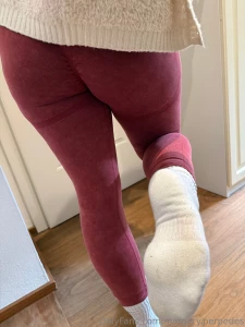 Go down and sniff them foot boy