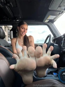 Who wants some of these feet tonight part 3