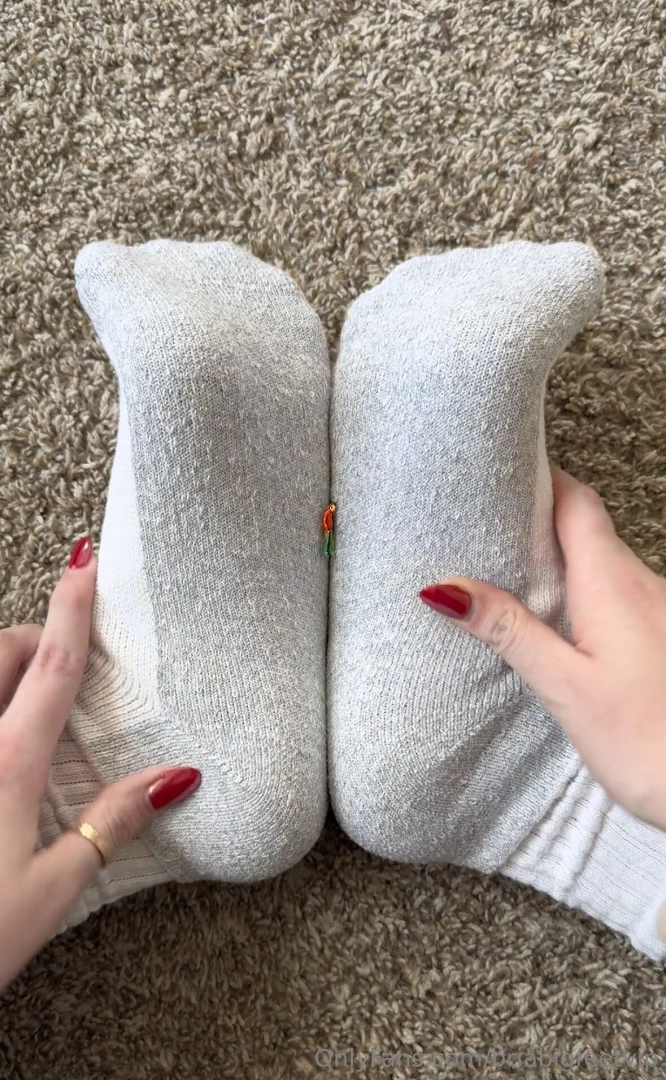 Between my smelly feet where you belong 3 minute giantess fantasy part 1 