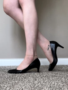 A 6-picture album showing off my long muscular legs in my size 15 part 2