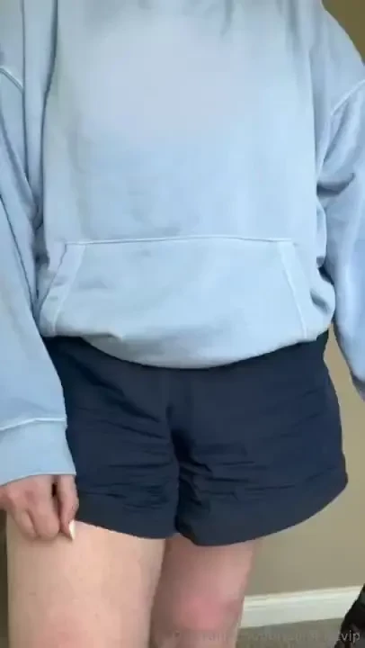 Hi shorty i m home from the gym and the weirdest thing happened i know part 2 