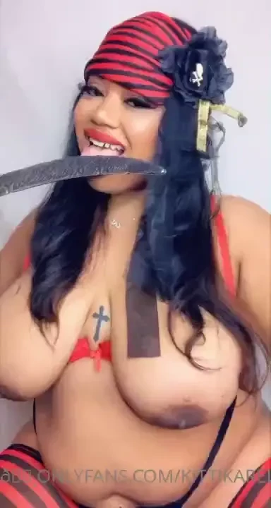 Mmmm the things i can do with this sword 