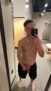 I get really horny after gym want to see