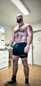 Enjoying my new shorts in the lab and had arm day in the gym had to part 1