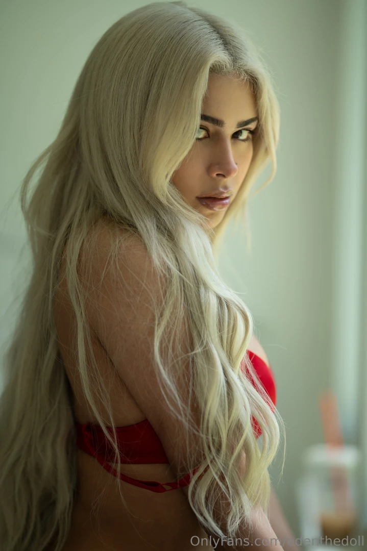 Caught me looking like trouble but i promise i m even worse when i m 